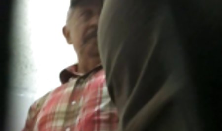 息子たちの友人、ご子息にソファー 巨乳 ハメ 撮り 動画
